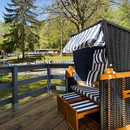 Kompleks wypoczynkowy Mary Ann, Bgl 25